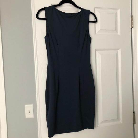 Brand new Venus dress - Picture 3 of 4